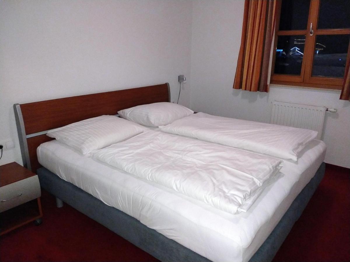 Chalet Zur Rose Apartment Berwang Luaran gambar