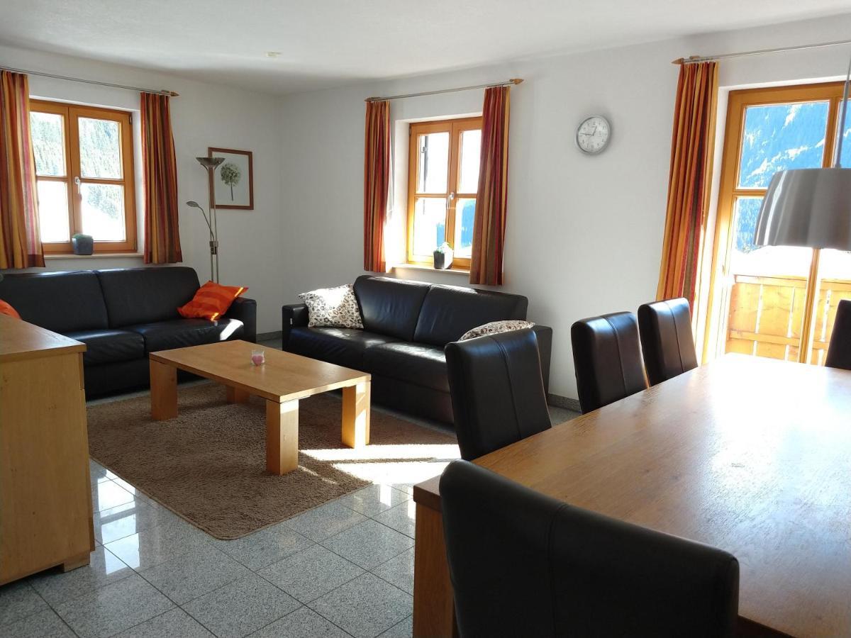 Chalet Zur Rose Apartment Berwang Luaran gambar